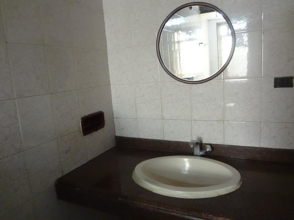 Hotel Happy Home Mumbai Exterior photo