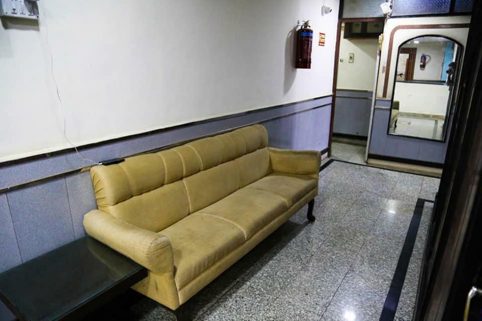 Hotel Happy Home Mumbai Exterior photo